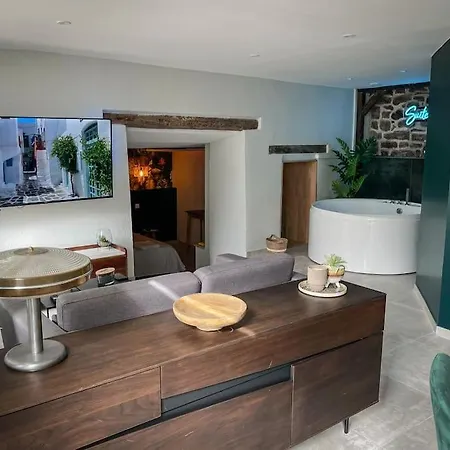 Suite Luxueuse Jacuzzi Suite Amantis By Noma Saint-Chamond Buitenkant foto